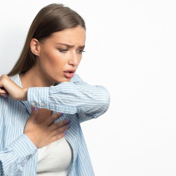 سرفه خشک _دلیل سرفه خشک چیست؟ علل، علائم و راه های درمان خانگی سرفه 