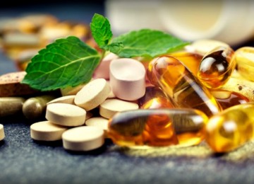 فواید و خطرات مصرف مکمل های غذایی